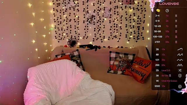 LinaBlossom  online show from October 2025 09:33:01 AM