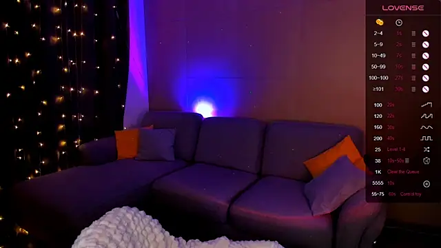 Snapshot of LinaBlossom_ chatting on February 2026 08:21:01 AM LinaBlossom online show from February 2026 08:21:01 AM