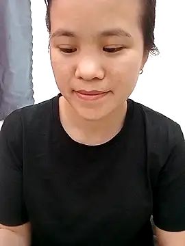 Snapshot of Norah-h chatting on March 2026 02:11:02 PM Norah-h online show from March 2026 02:11:02 PM