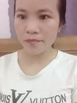 Snapshot of Norah-h chatting on March 2026 02:28:01 PM Norah-h online show from March 2026 02:28:01 PM