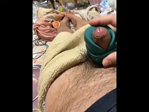 mino bitter online show from October 2025 10:21:01 PM