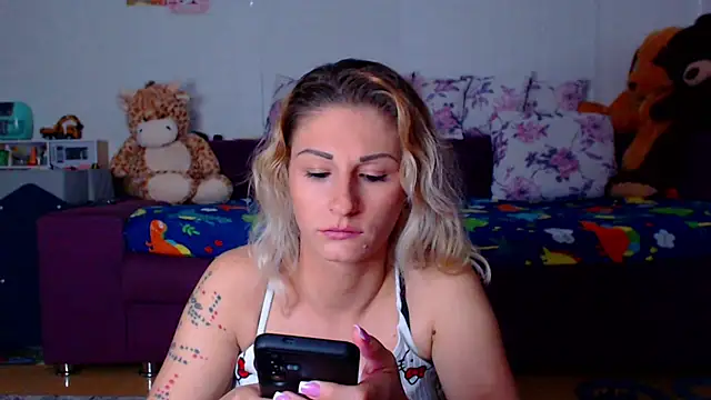CassieSpell online show from April 2026 08:48:02 PM