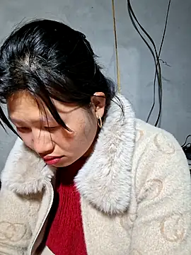 Snapshot of diamond-- chatting on February 2026 12:56:01 PM diamond-- online show from February 2026 12:56:01 PM