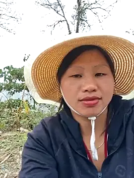 Snapshot of diamond-- chatting on February 2026 07:50:01 AM diamond-- online show from February 2026 07:50:01 AM