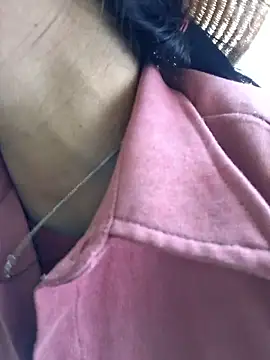 Snapshot of diamond-- chatting on March 2026 12:57:01 AM diamond-- online show from March 2026 12:57:01 AM