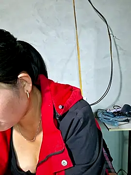 diamond-- online show from March 2026 01:03:01 AM