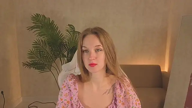 kianawhite online show from October 2025 03:40:01 AM