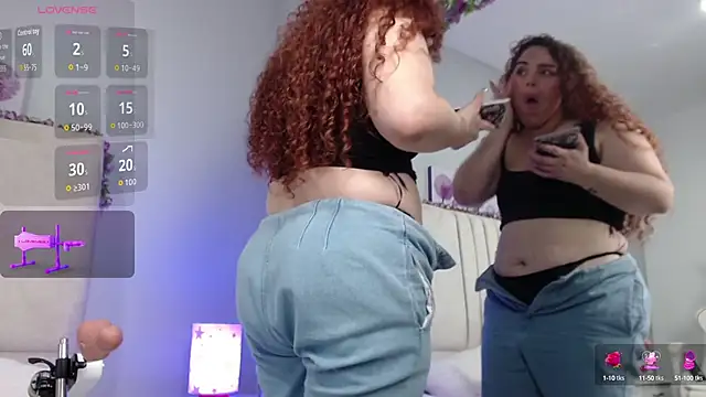 AmandaaWats online show from October 2025 08:04:01 PM