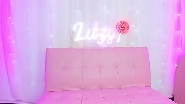 Pink1  online show from October 2025 06:39:01 PM