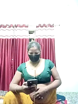 Snapshot of School_medam chatting on November 2025 04:17:01 PM School medam online show from November 2025 04:17:01 PM