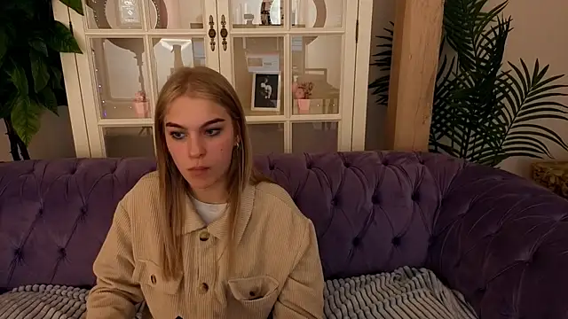 AlinaLiii online show from March 2026 12:39:02 PM