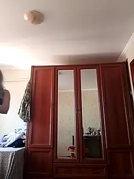 LaraDiva7799 online show from September 2025 10:19:01 AM