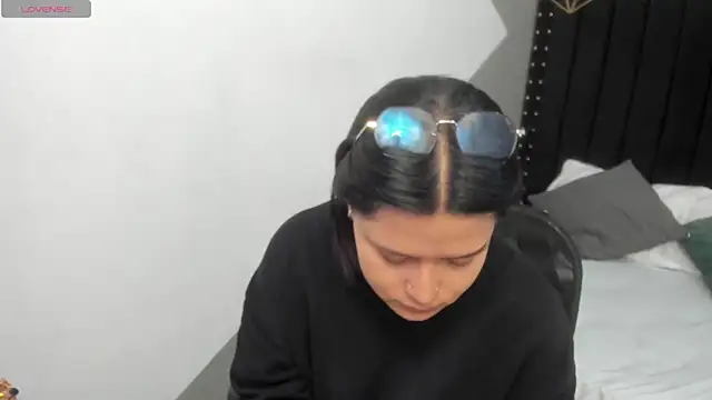 Snapshot of mayukim chatting on November 2025 11:44:02 AM mayukim online show from November 2025 11:44:02 AM