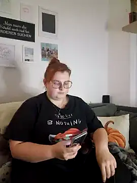 Chrissiosaurus online show from November 2025 09:47:01 PM