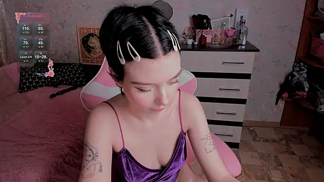 margopink online show from November 2025 03:45:01 PM