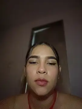 Snapshot of Valery_lux16 chatting on June 2026 10:41:02 PM Valery lux16 online show from June 2026 10:41:02 PM