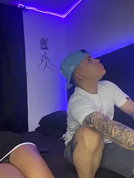 Snapshot of BoomChikaWow chatting on September 2025 06:06:02 AM BoomChikaWow online show from September 2025 06:06:02 AM