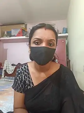 Snapshot of Tamil_Swathi chatting on April 2026 05:10:01 AM Tamil Swathi online show from April 2026 05:10:01 AM