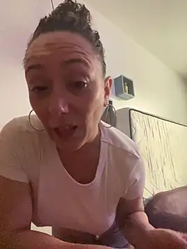 Snapshot of Reine_du_Vice84 chatting on July 2026 09:14:01 AM Reine du Vice84 online show from July 2026 09:14:01 AM