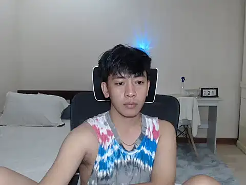 Snapshot of niel_cumshow chatting on October 2025 12:02:02 PM niel cumshow online show from October 2025 12:02:02 PM