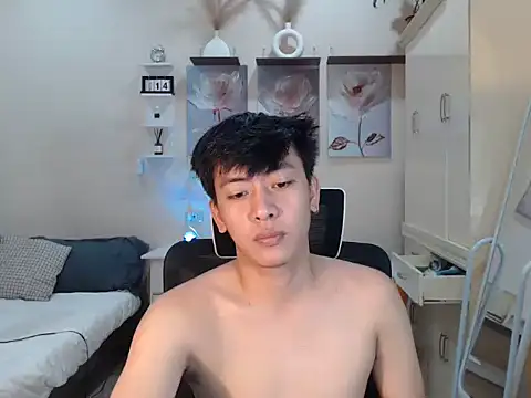 Snapshot of niel_cumshow chatting on November 2025 05:27:02 AM niel cumshow online show from November 2025 05:27:02 AM