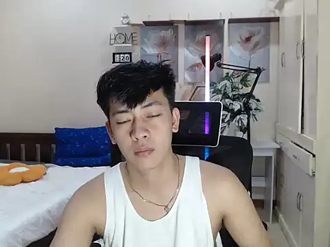 niel cumshow online show from December 2025 06:02:01 PM