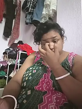 Snapshot of Deborbhavi222 chatting on July 2026 09:12:01 AM Deborbhavi222 online show from July 2026 09:12:01 AM