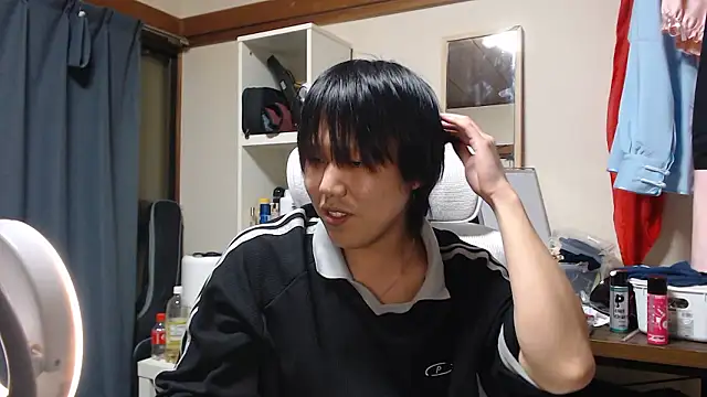 nuu1 221 online show from November 2025 06:46:02 PM