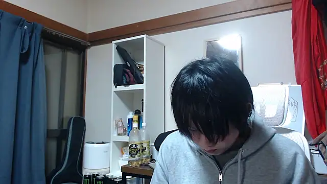 nuu1 221 online show from November 2025 07:40:03 PM