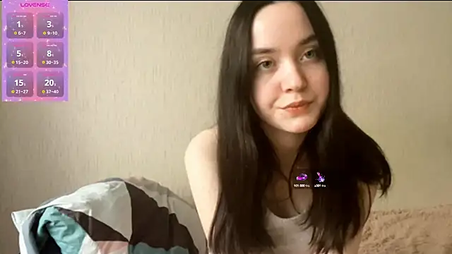 VividSienna online show from October 2025 11:41:02 AM