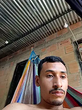 Snapshot of tumoreno23 chatting on September 2025 05:36:02 PM tumoreno23 online show from September 2025 05:36:02 PM