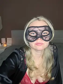 Snapshot of Cherrycolada chatting on September 2025 08:57:01 PM Cherrycolada online show from September 2025 08:57:01 PM