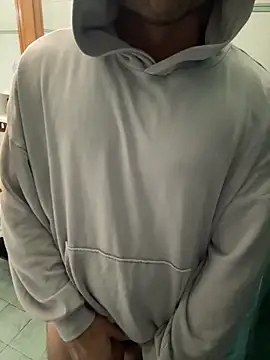 giovan2020 online show from October 2025 04:41:02 PM