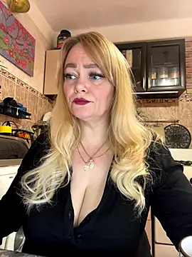 Sweet-blonde online show from October 2025 09:43:02 AM