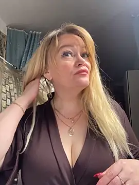 Sweet-blonde online show from February 2026 01:24:02 AM