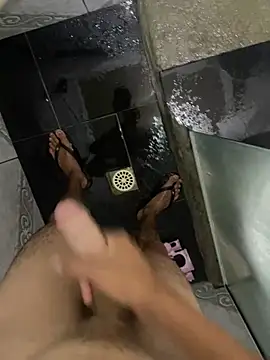 ooMiguel17CM online show from February 2026 02:40:02 AM