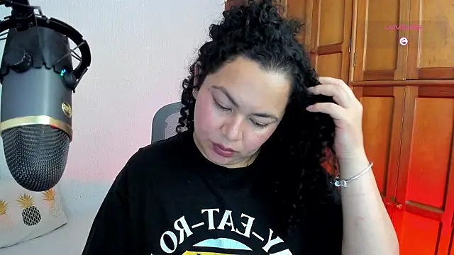 Chubby Licius online show from March 2026 02:04:02 AM