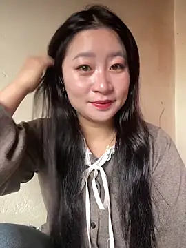 violet-00 online show from November 2025 02:54:02 AM