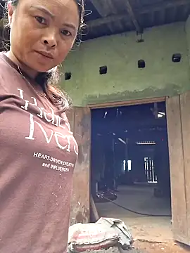 xuxulovezz online show from October 2025 01:45:01 AM