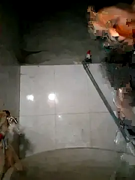 xuxulovezz online show from October 2025 11:33:02 AM