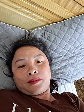 xuxulovezz online show from November 2025 01:55:01 AM