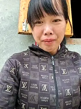 helenzz online show from November 2025 01:27:01 AM