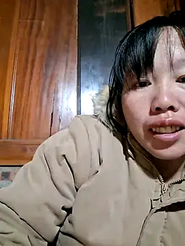 helenzz online show from November 2025 10:21:01 PM