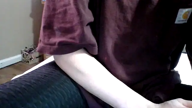 brunettebabexo3 online show from November 2025 07:14:01 PM