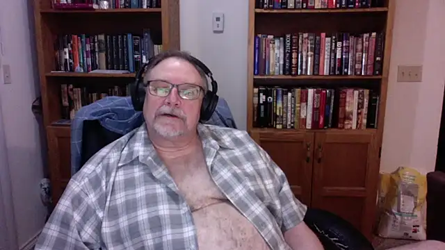 Vinyl22xh online show from April 2026 02:17:02 AM