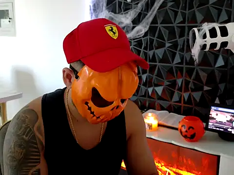 maximus888A online show from October 2025 12:55:01 PM