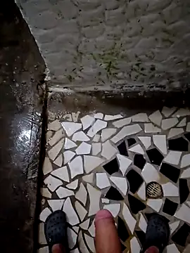 Snapshot of SALCEDO_041198 chatting on October 2025 03:04:02 AM SALCEDO 041198 online show from October 2025 03:04:02 AM