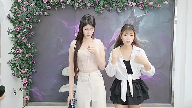 DogdogSM online show from October 2025 02:52:01 AM