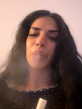 AylinHazellx online show from October 2025 06:50:02 PM