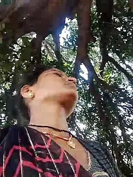 Pooja6060 online show from October 2025 05:38:01 AM